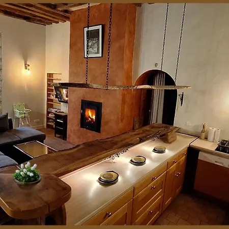 Maison Champetre Avec 8 Couchage A 35' Proche Cinema Tsf 77 Au Milieu D'un Corps De Ferme *