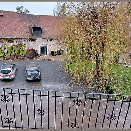 Maison Champètre Avec 8 Couchage à 35' Proche Cinéma Tsf 77 Au Milieu D'un Corps De Ferme Casa de Férias *